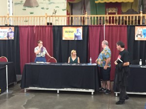 Actress Gigi Edgley (Farscape).