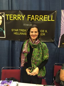 Actress Terry Farrell (Star Trek: Deep Space Nine, Hellraiser III).