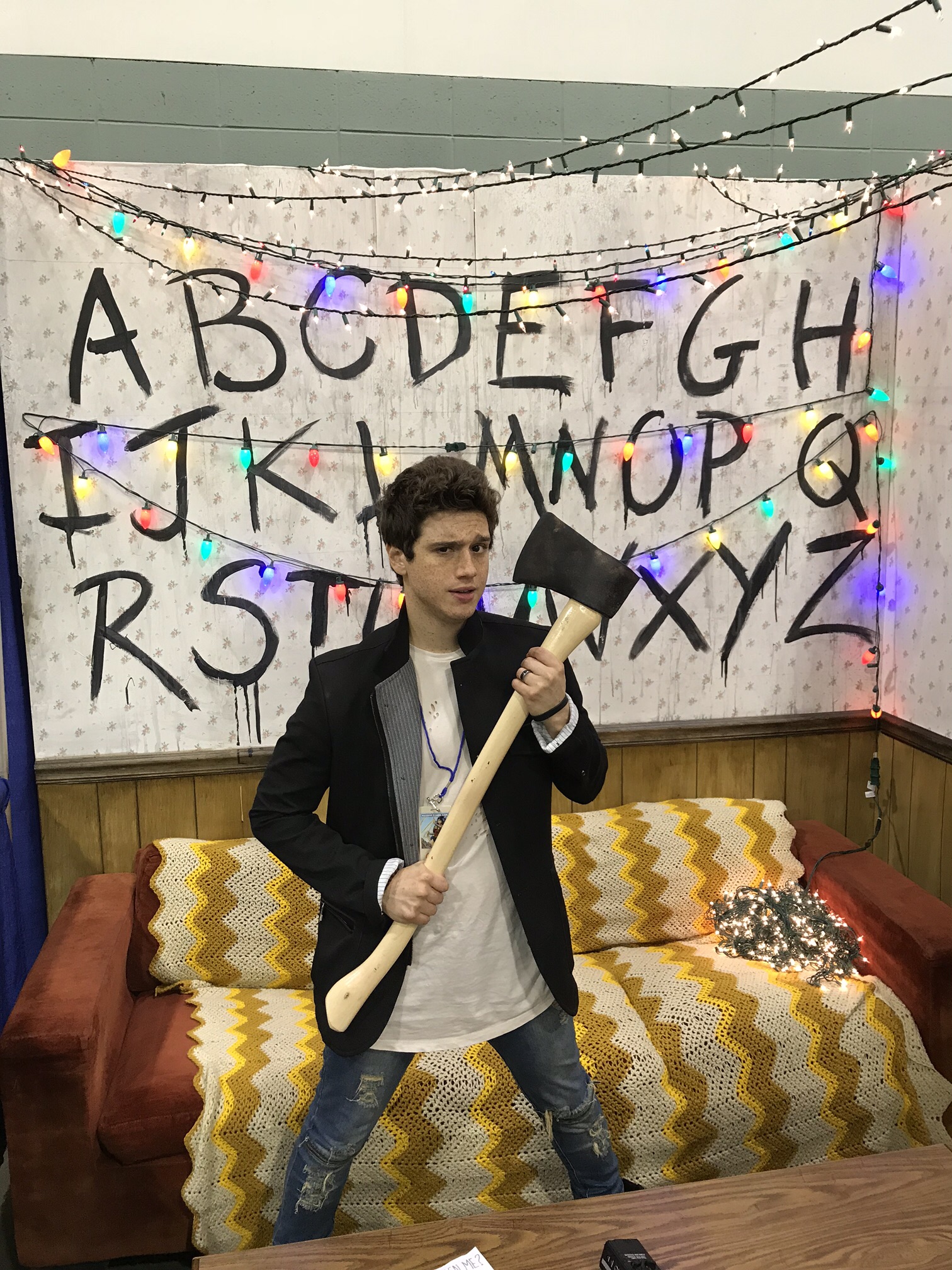 Chester Rushing (Stranger Things).