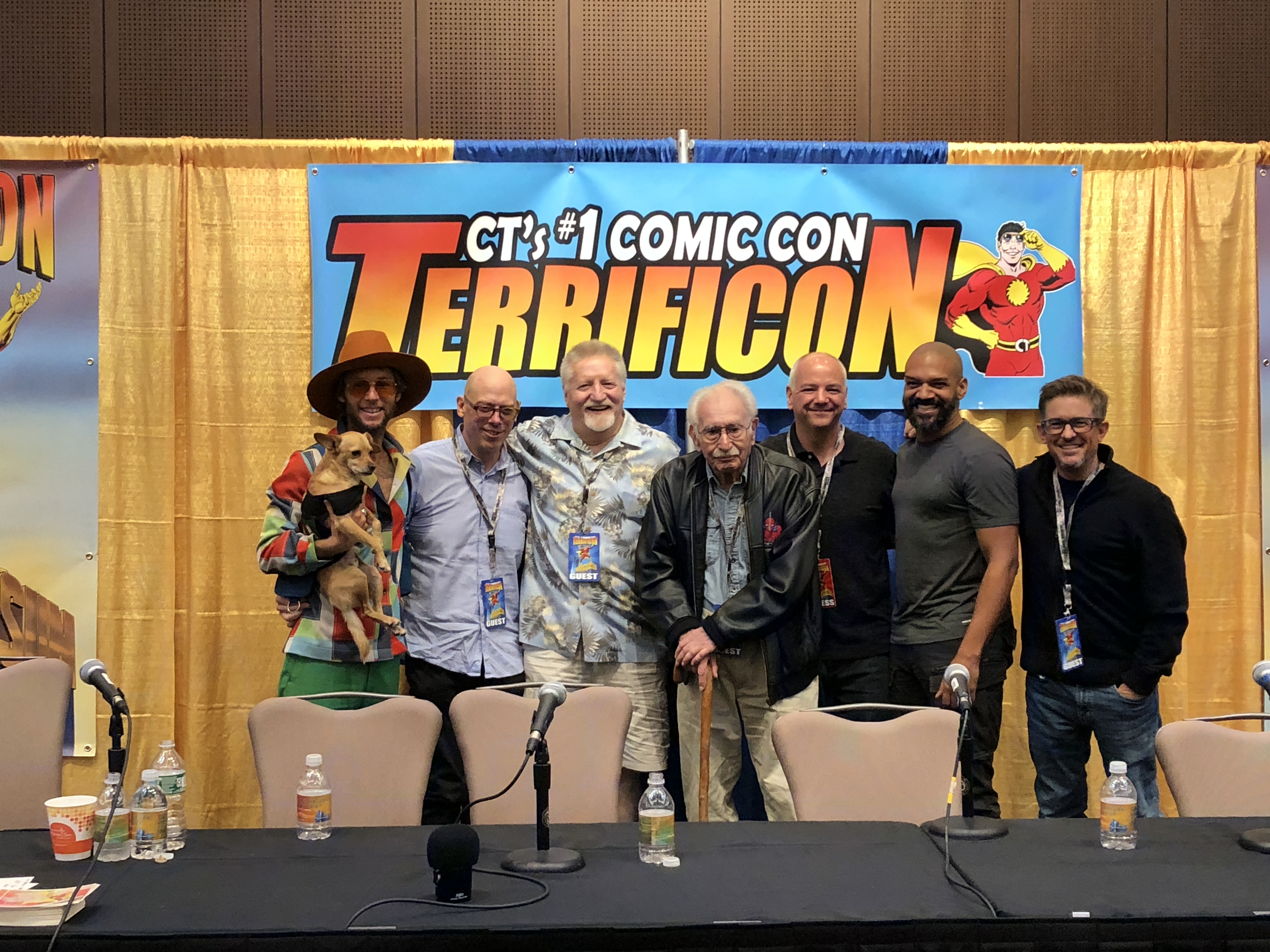 The Classic Cartoon Voiceovers Actors panel: Greg Cipes, Rafael Ferrer, Larry Kenney, Khary Peyton, Paul Soles, and Charile Schlatter.